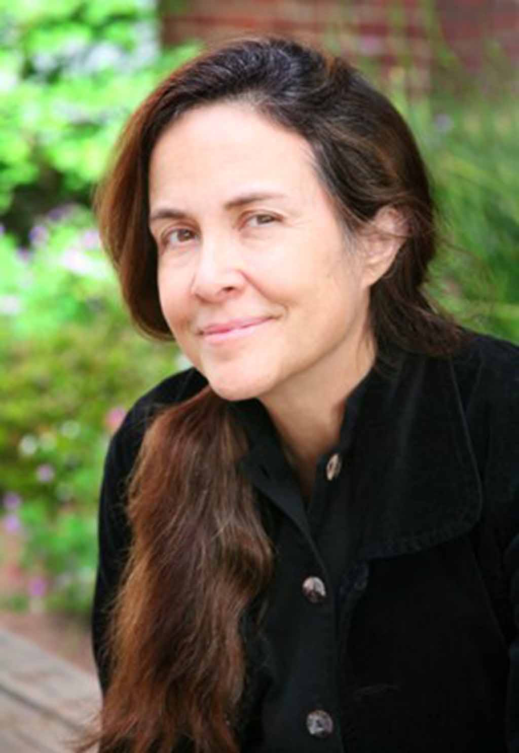 Award-Winning Palestinian-American Poet and Author Gives Talk Tonight at Georgetown in Qatar
