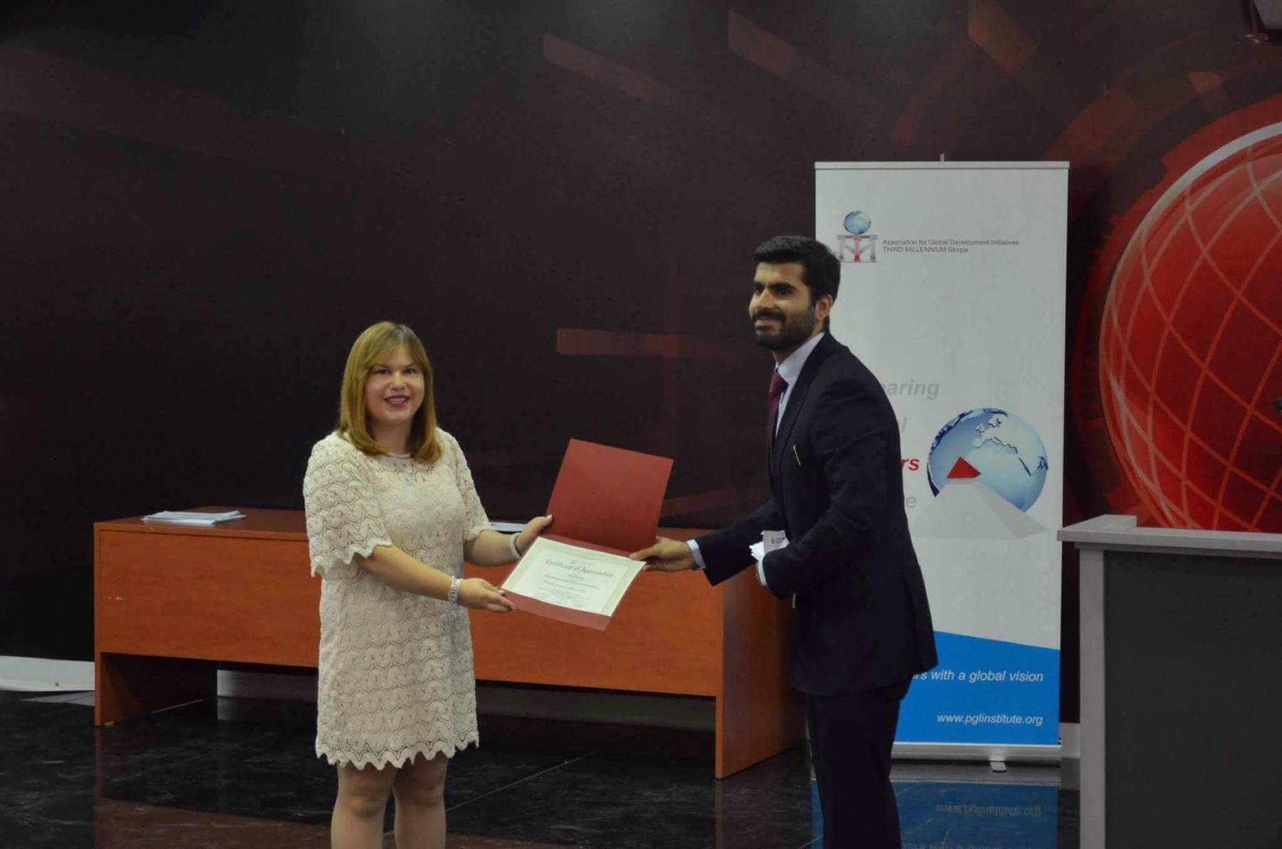 Abdurrahman Naveed receives award for best delegate