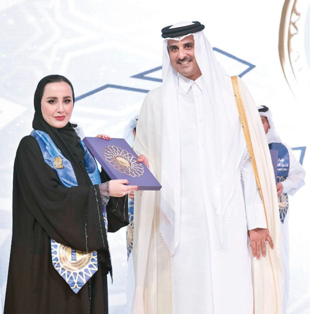Dana Al-Anzy Receives Education Excellence Award from His Highness the Emir