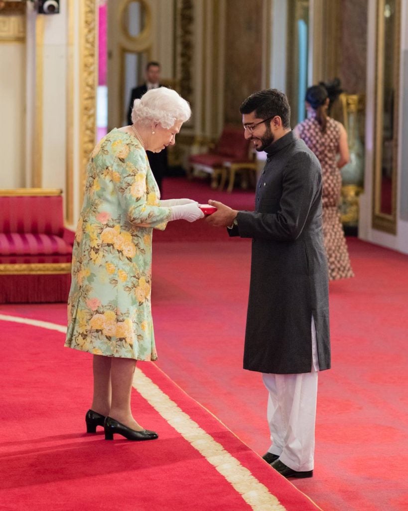Haroon Yasin (SFS â15) honored by Her Majesty Queen Elizabeth II