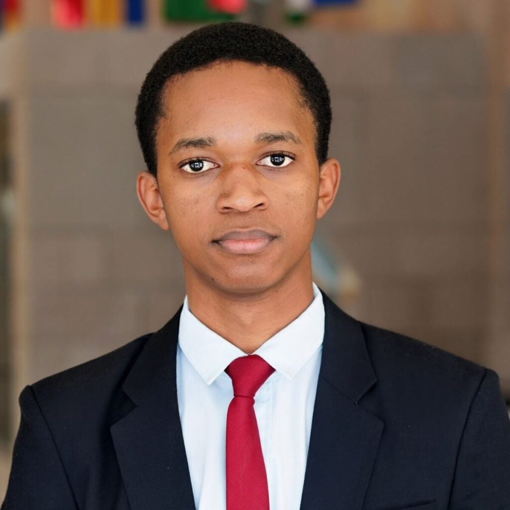 Tony Mwambali Cirhulwire (SFS'29)